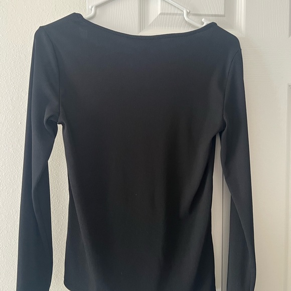 Classic Black Long Sleeve Tee - Picture 2 of 3